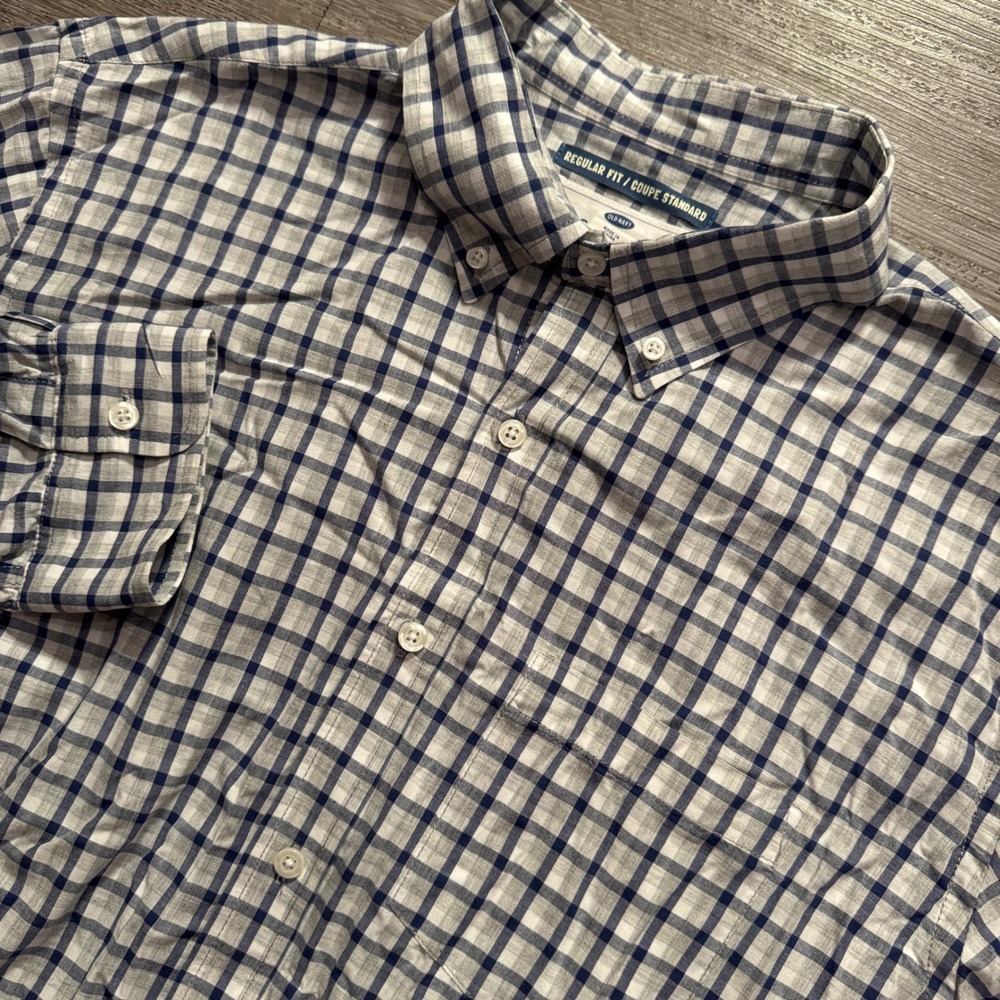 Old Navy Shirt Men XL Blue White Plaid 100% Cotton Button Regular Fit Classic